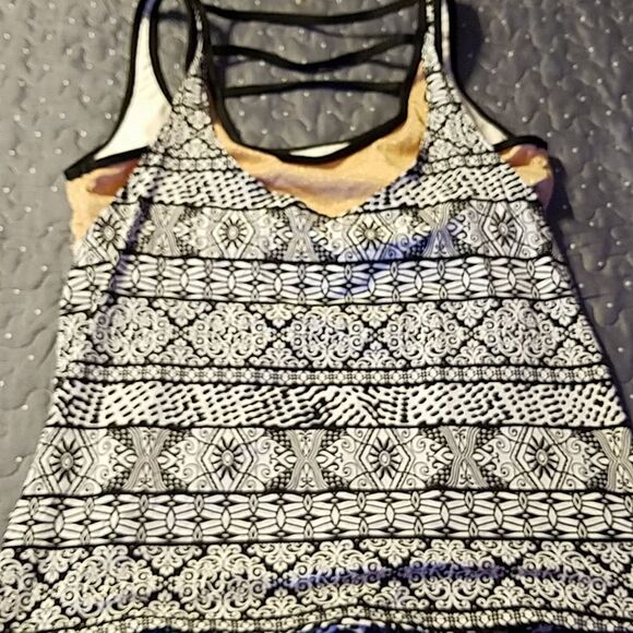 Next tankini swim top size L - Picture 4 of 4